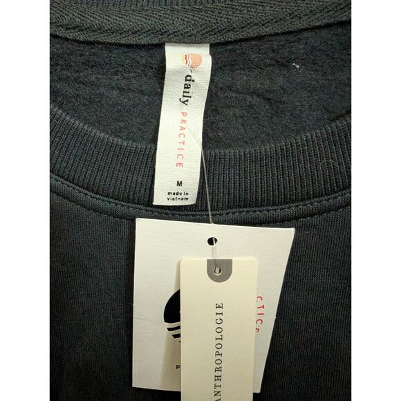 Daily Practice Sweatshirt Women's M Black Fleece Lined 3/4 Sleeve Crew Neck NWT - Picture 3 of 4